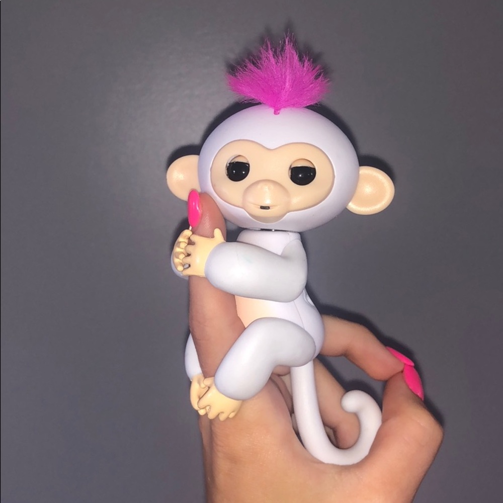 Fingerling white and pink